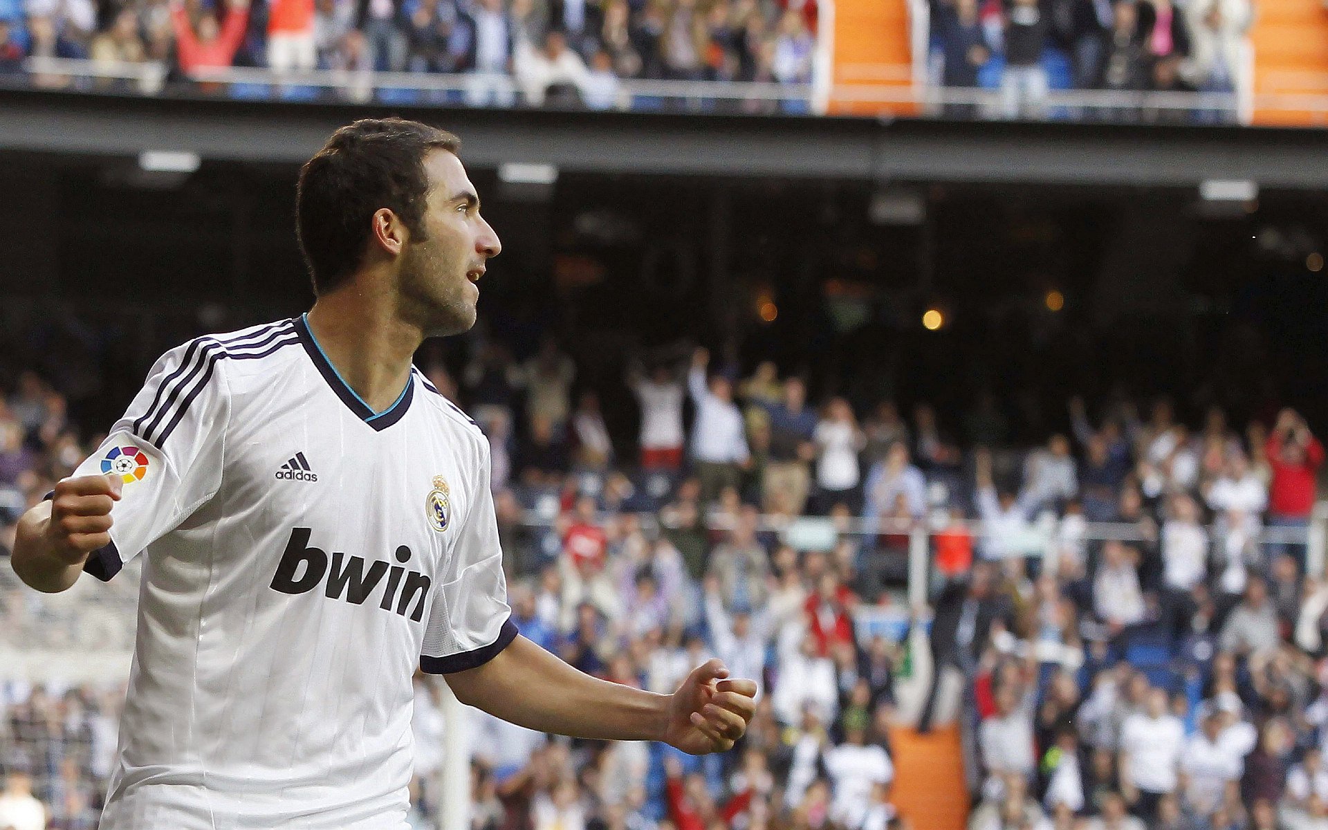 欧冠淘汰赛焦点战，凯尔特人击败步行者